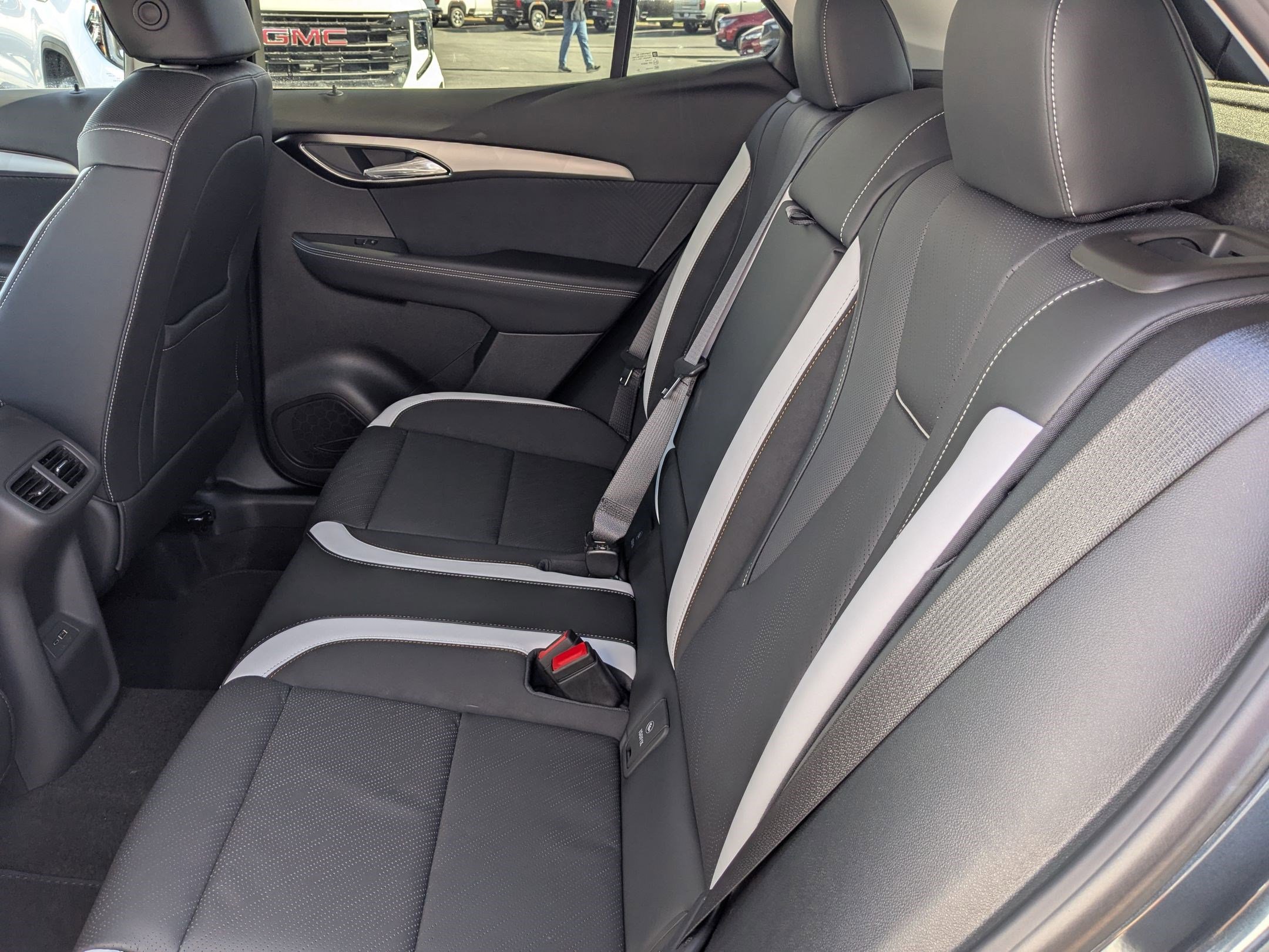 2026 Buick Envision Sport Touring - Photo 24