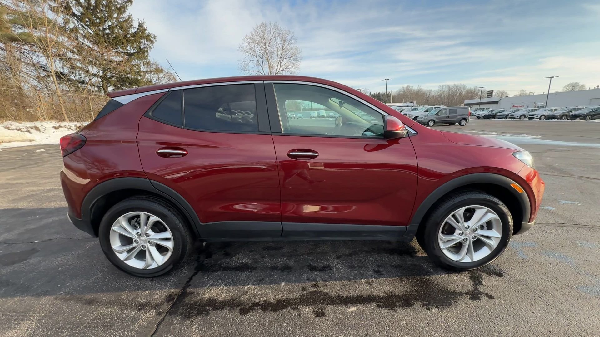 Used 2023 Cinnabar Metallic Buick Preferred image 9