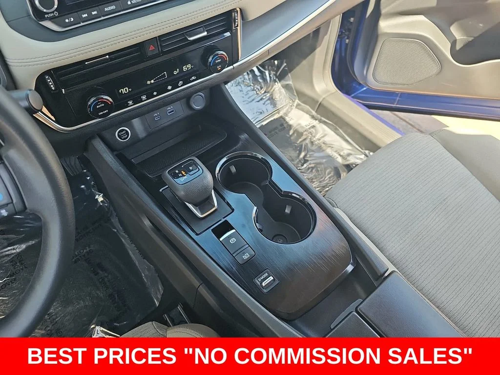 Used 2023 Blue Nissan SV image 22