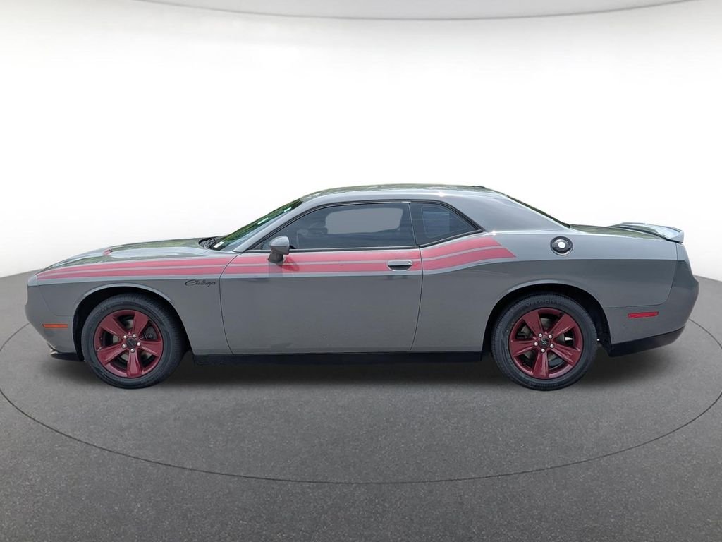 Used 2018 Dodge Challenger SXT with VIN 2C3CDZAG5JH184029 for sale in West Columbia, SC