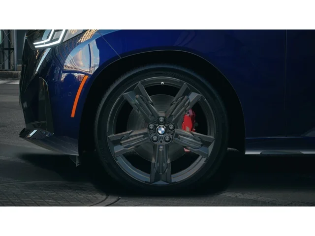 New 2026 Tanzanite Blue II Metallic BMW  image 7