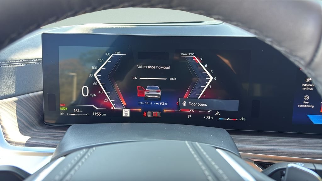 New 2026 Skyscraper Grey Metallic BMW sDrive40i image 10