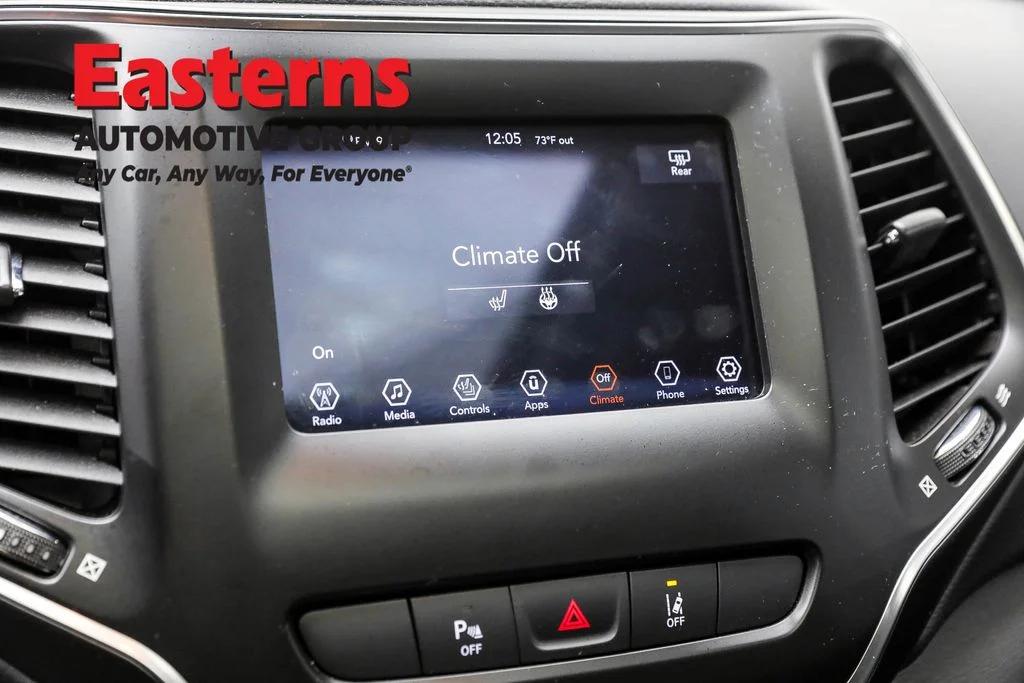 Used 2021 Orange Jeep Latitude Plus image 19