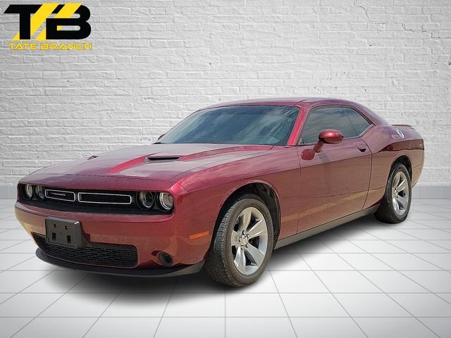 2019 Dodge Challenger SXT Auto's photo