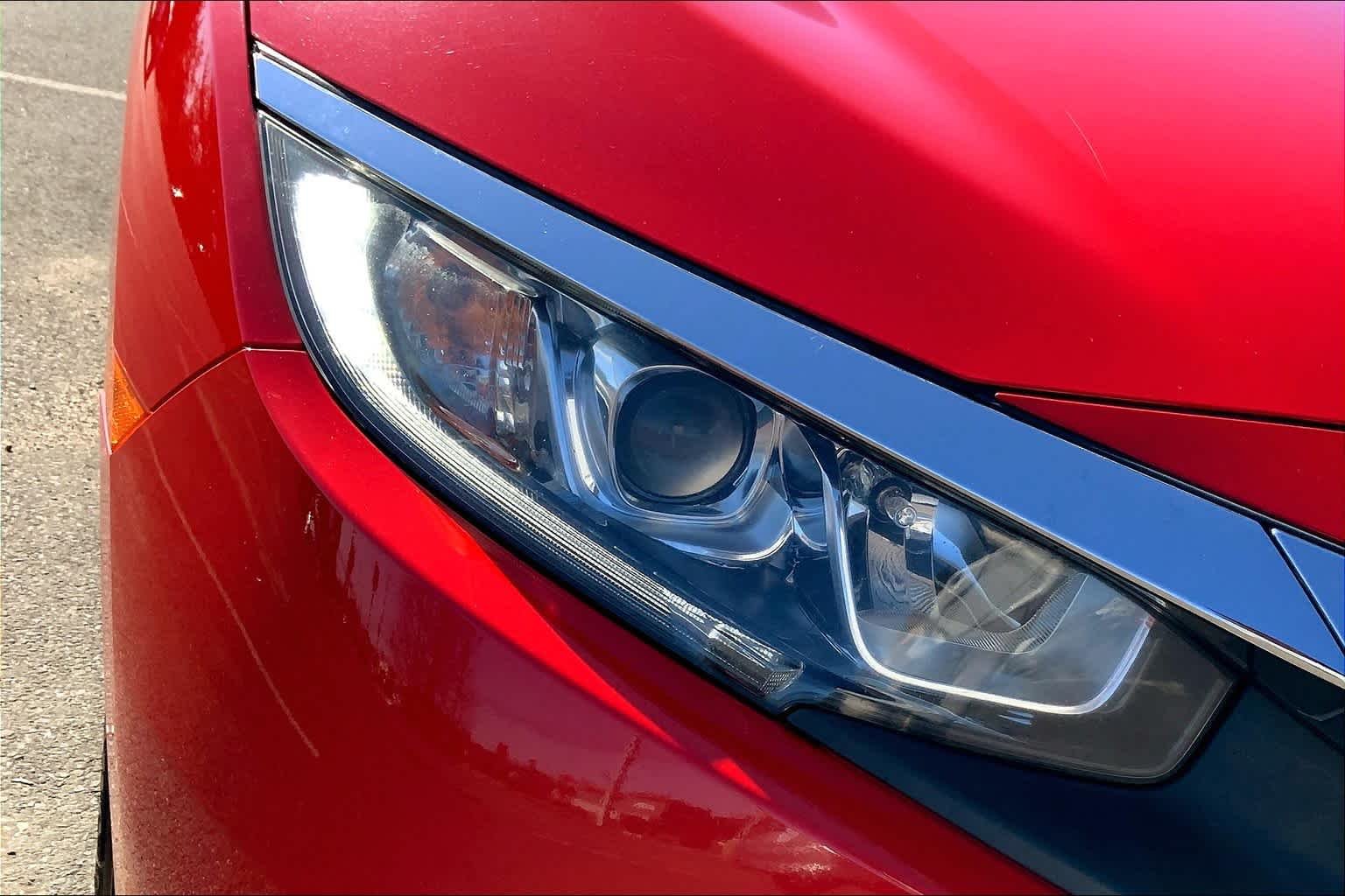 Used 2018 Rallye Red Honda EX image 26