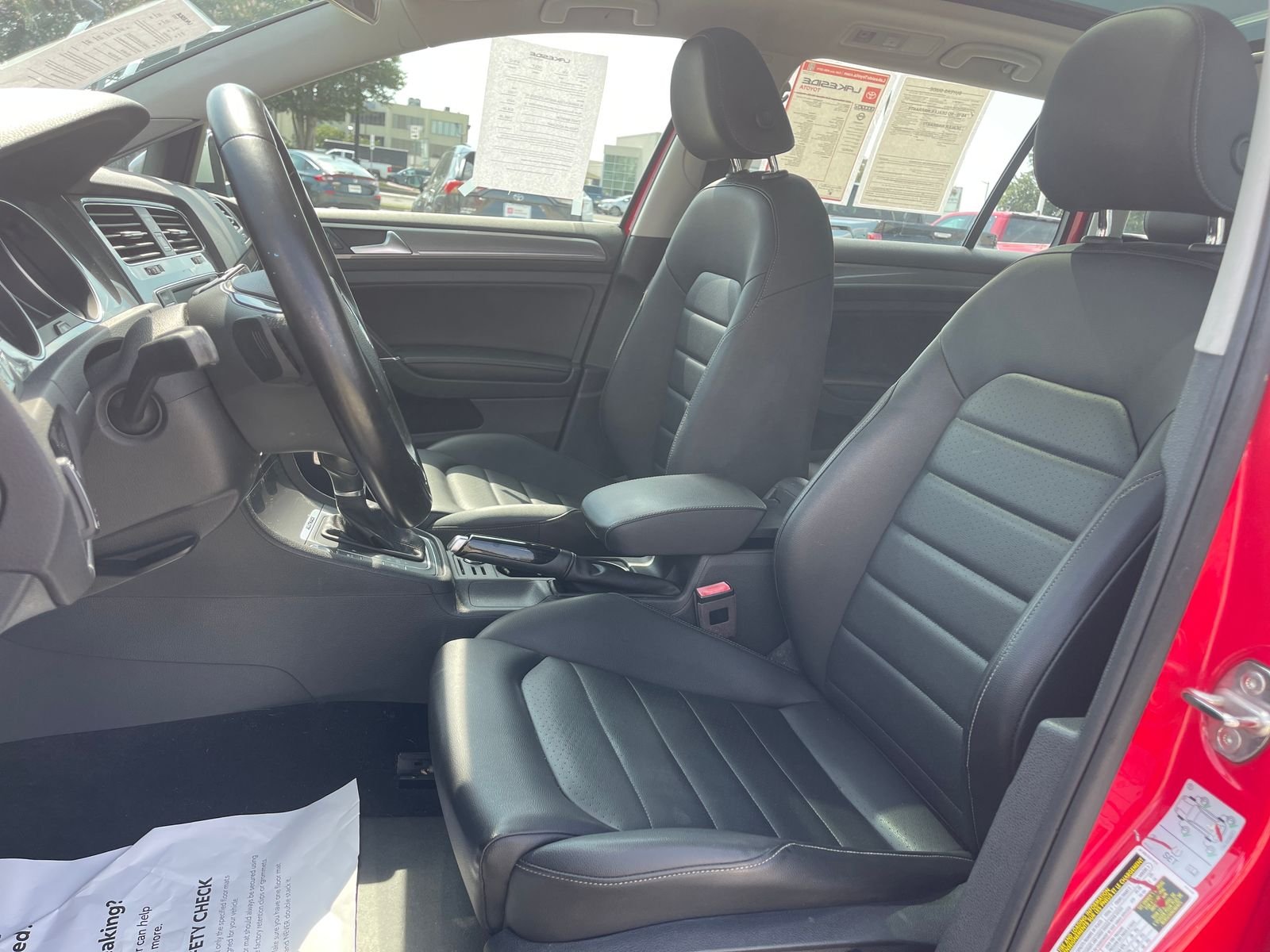 Used 2017 Red Volkswagen TSI SEL image 27