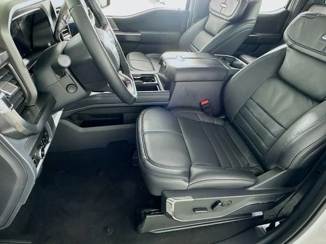 New 2026 White Ford Platinum image 9