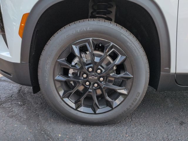 New 2026 Summit White Chevrolet LT image 35