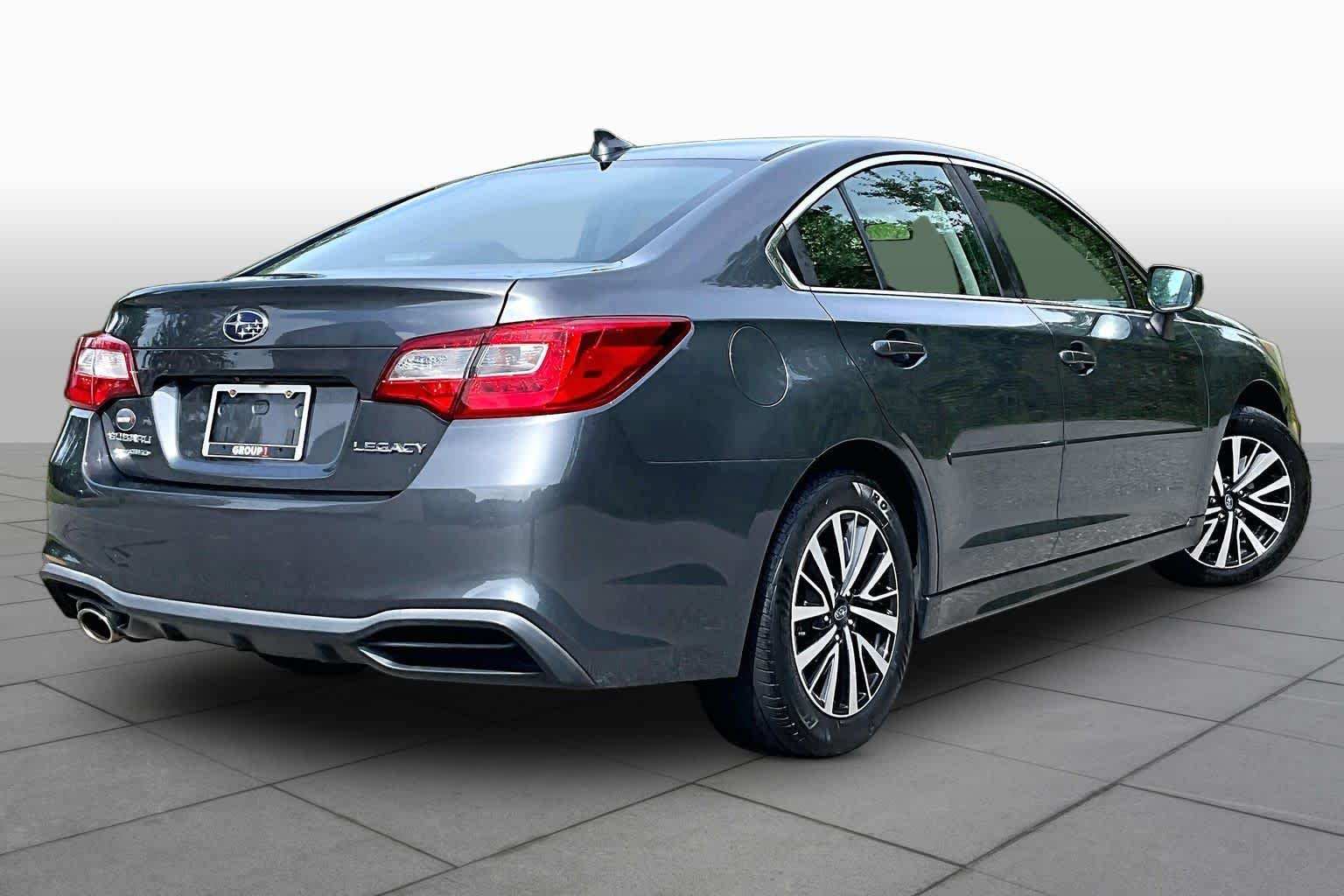 Used 2018 Magnetite Gray Metallic Subaru Premium image 13