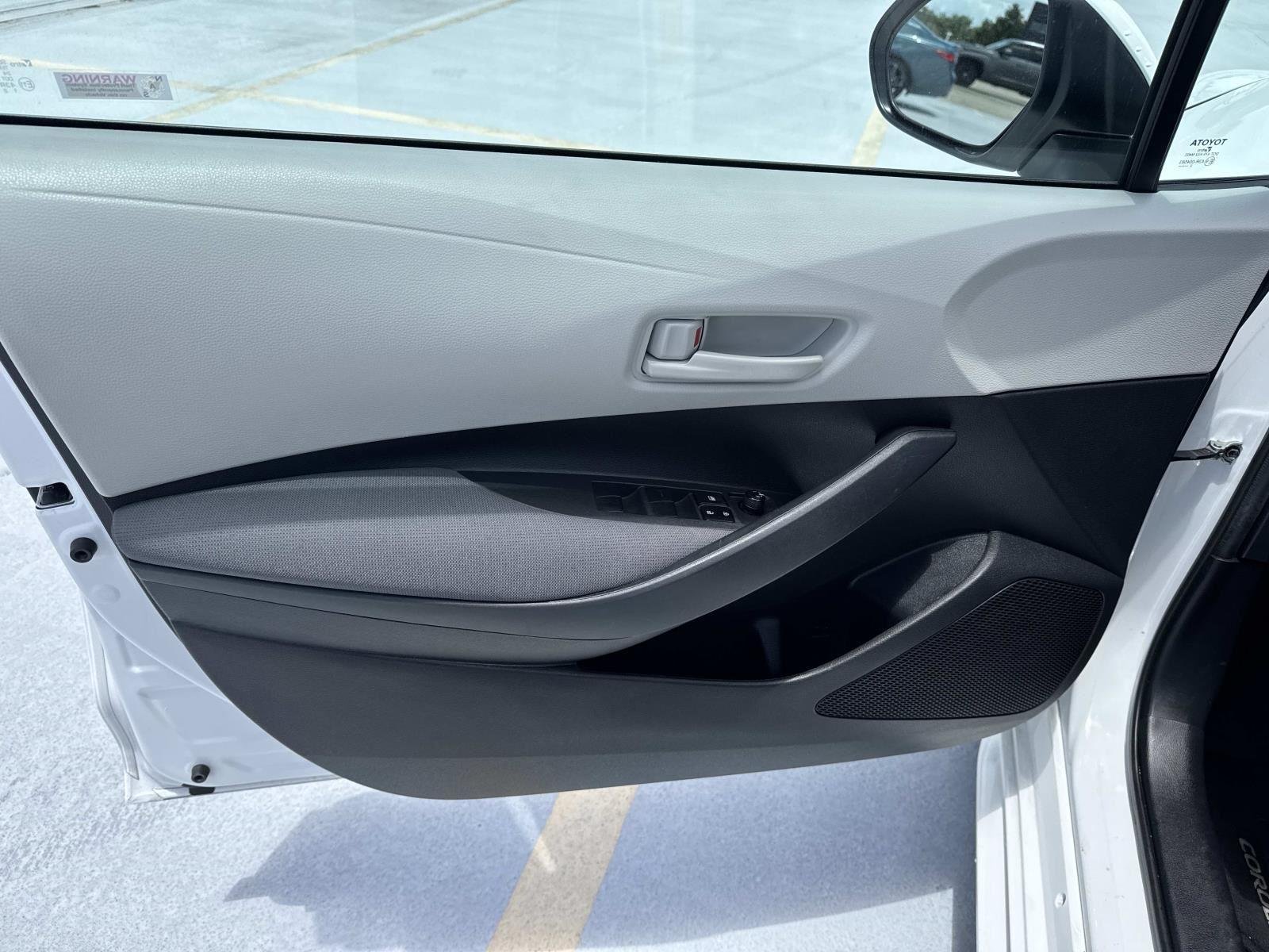 Used 2023 Ice Cap Toyota LE image 18