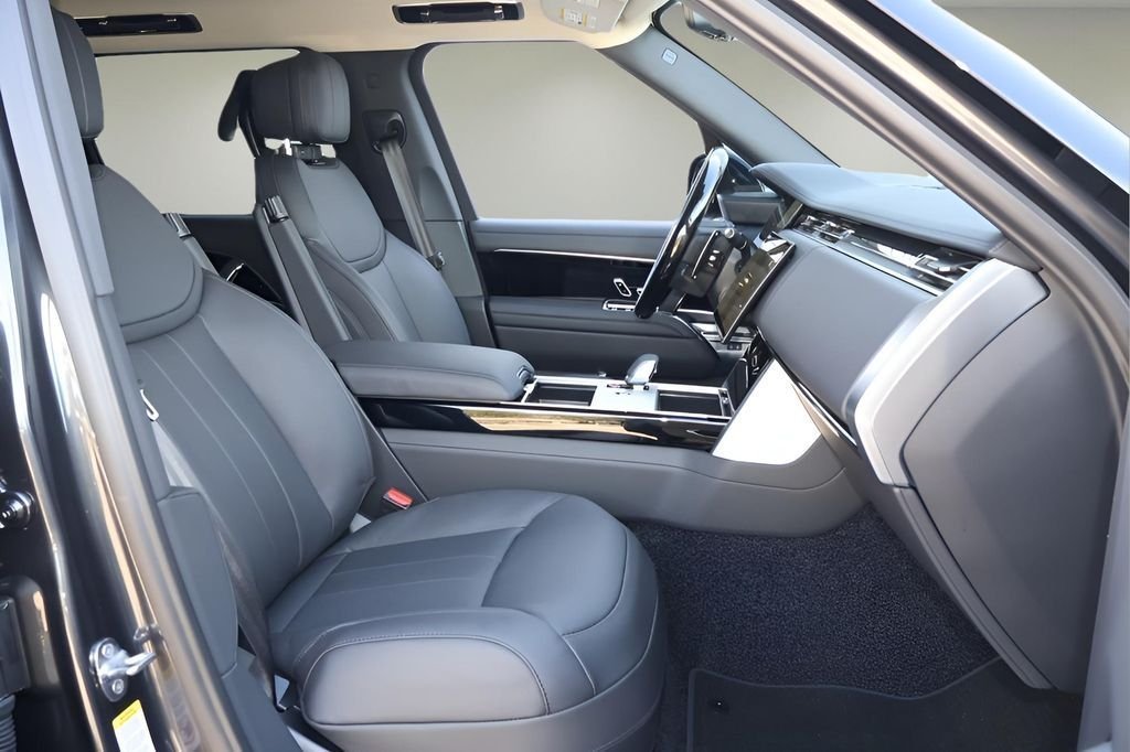 New 2026 Carpathian Grey LAND ROVER SE LWB 7-Seats / V8 image 18