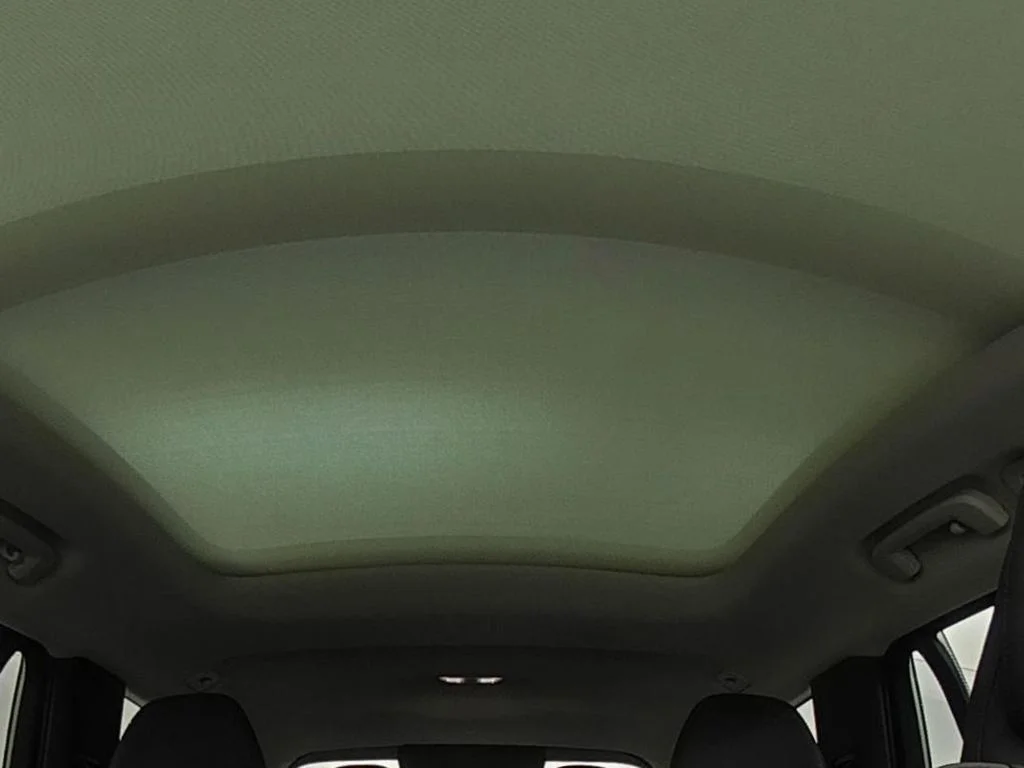 New 2026 Vapour Grey Volvo Core image 38
