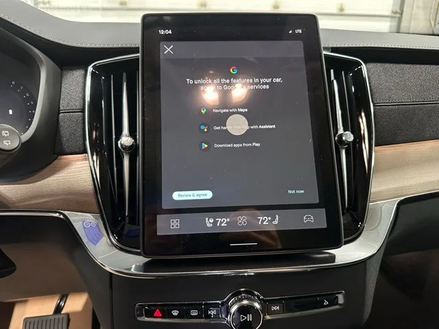 New 2026 Crystal White Volvo Plus image 20