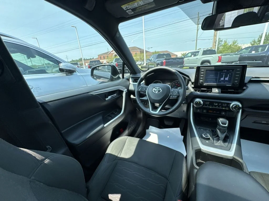 Used 2022 Gray Toyota SE image 15
