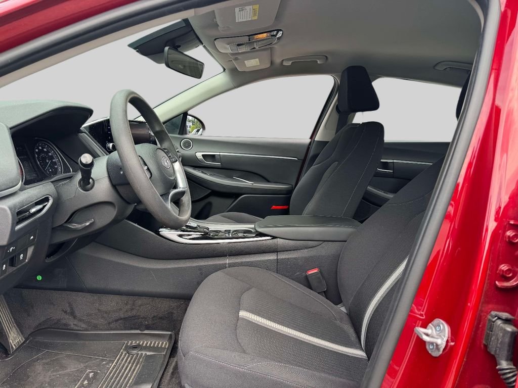 Used 2023 Red Hyundai SEL image 17