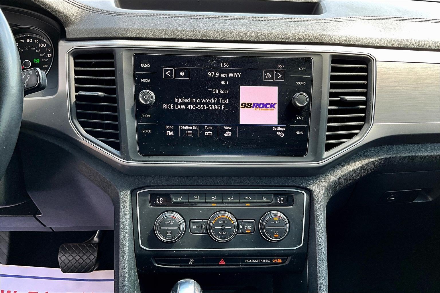 Used 2019 Brown Volkswagen 3.6L V6 SE image 12