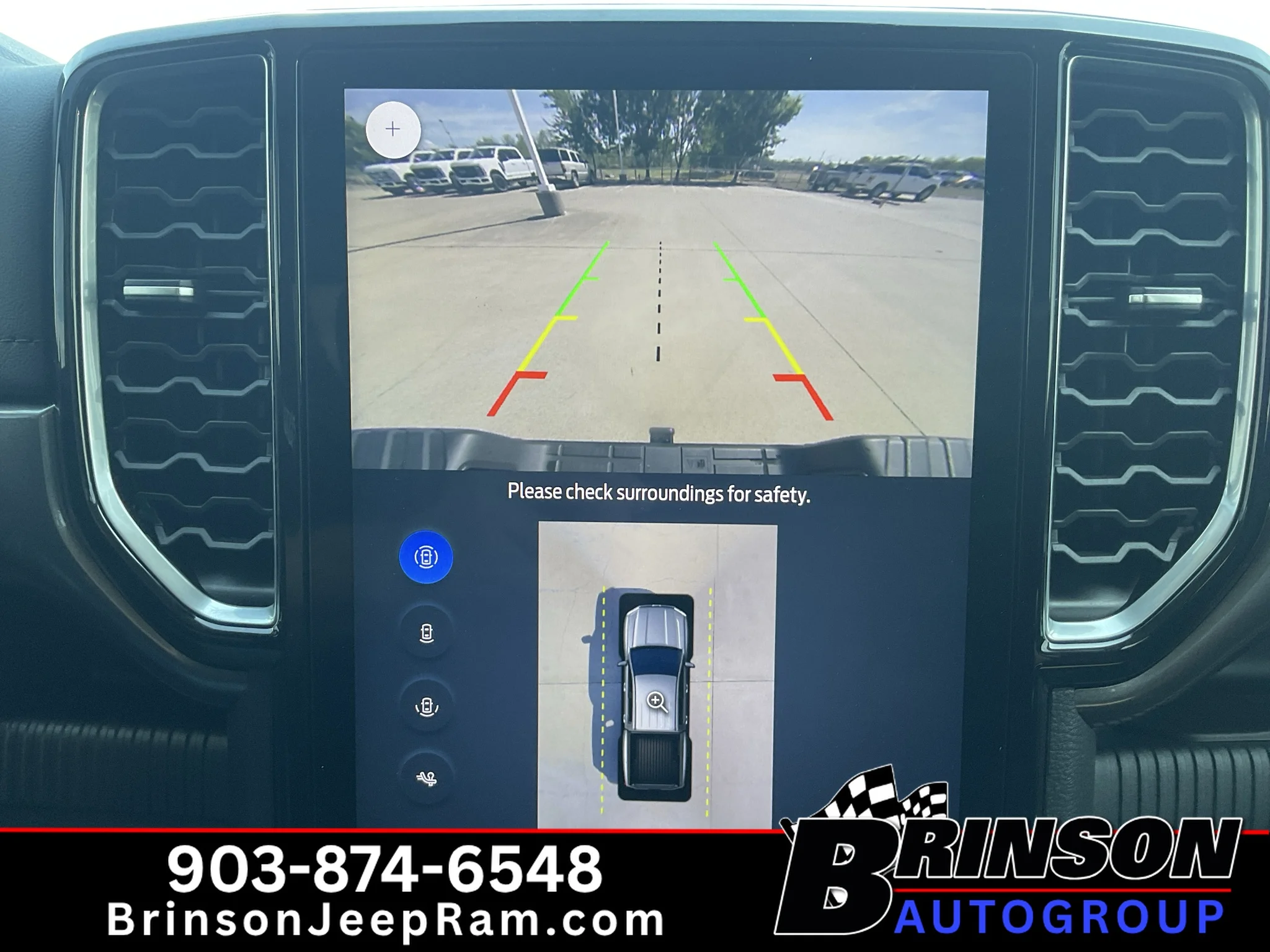 Used 2025 Desert Sand Ford LARIAT image 28