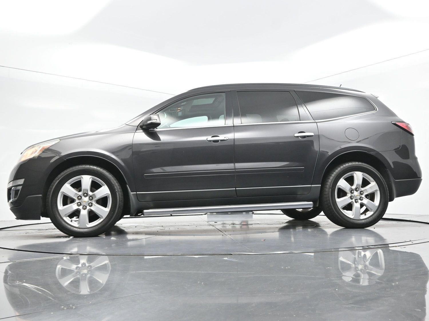 Used 2016 Tungsten Metallic Chevrolet LT image 46