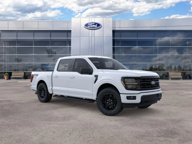New 2026 Oxford White Ford XLT image 7