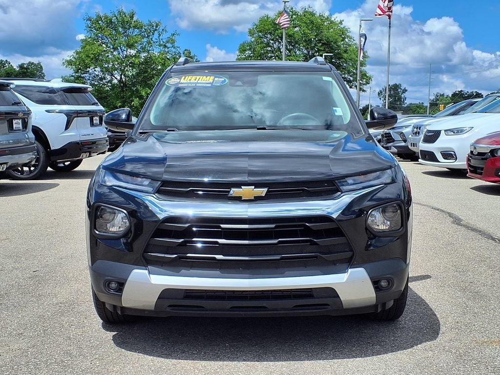 Used 2021 MOSAIC BLACK METALLIC Chevrolet LT image 2