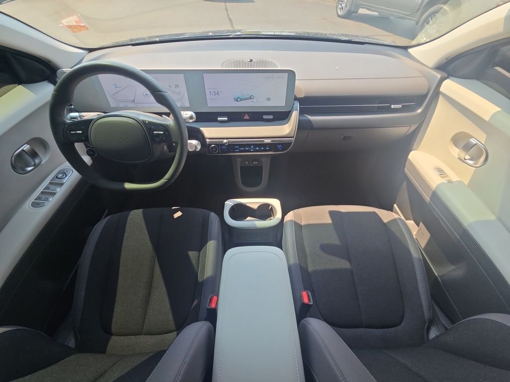 Used 2024 Black Hyundai SEL image 21