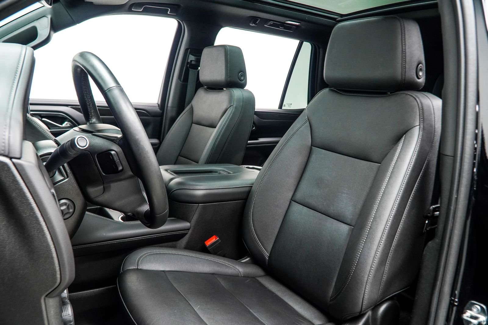 Used 2023 Black Chevrolet Z71 image 42