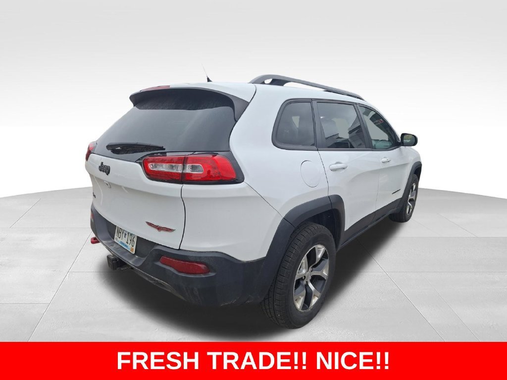 Used 2014 White Jeep Trailhawk image 3