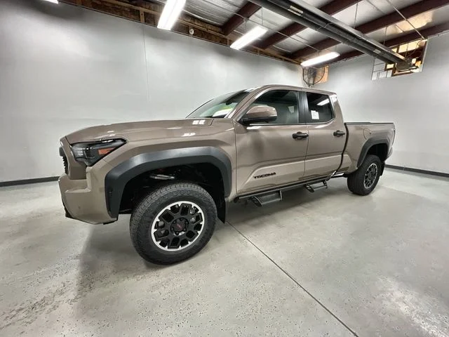 2026 Toyota Tacoma TRD Off Road - Photo 5