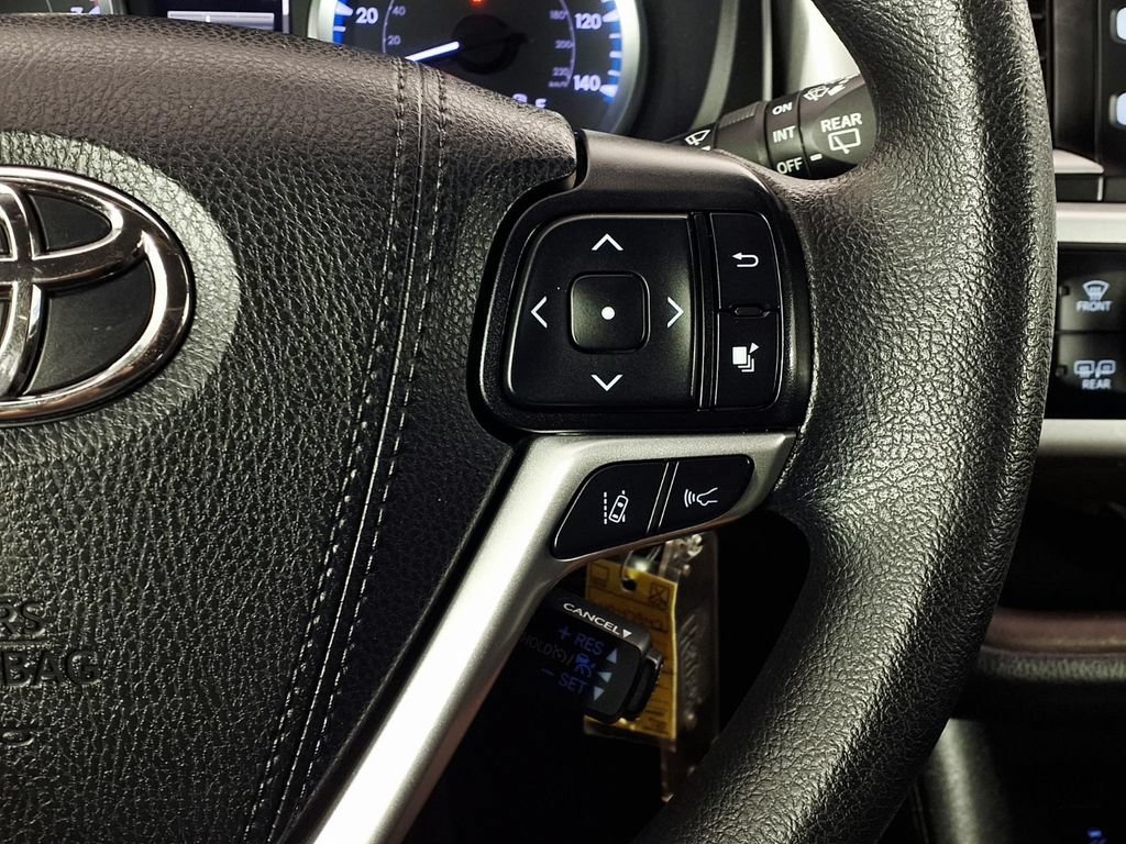 Used 2019 Predawn Gray Mi Toyota LE image 19