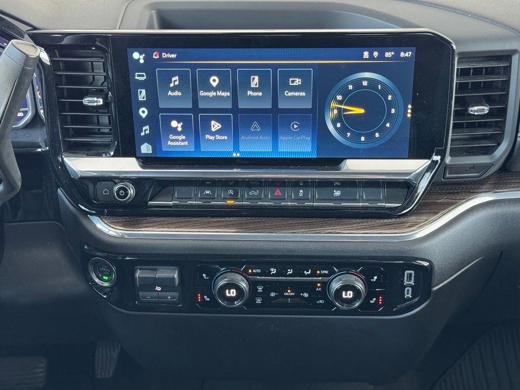 Used 2025 Gray Chevrolet LT image 30