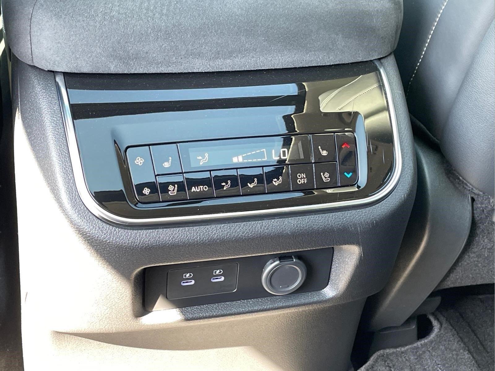 2026 INFINITI QX80 Luxe - Photo 16