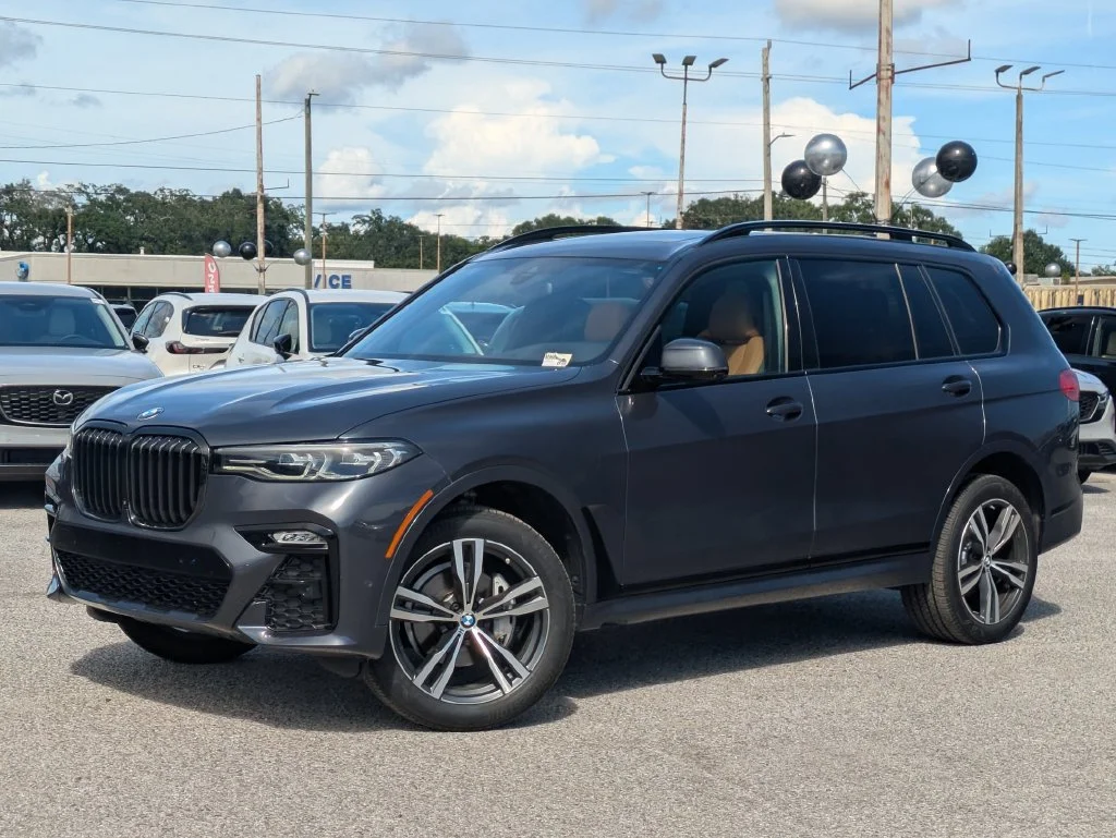 2022 BMW X7