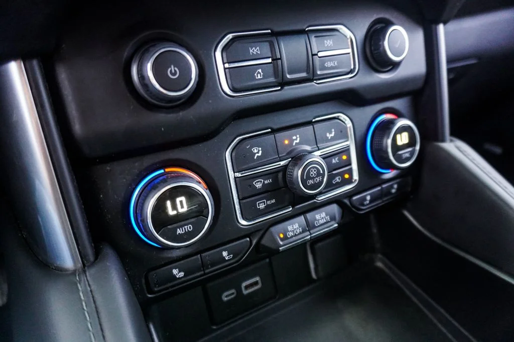 Used 2024 Black Chevrolet Z71 image 21