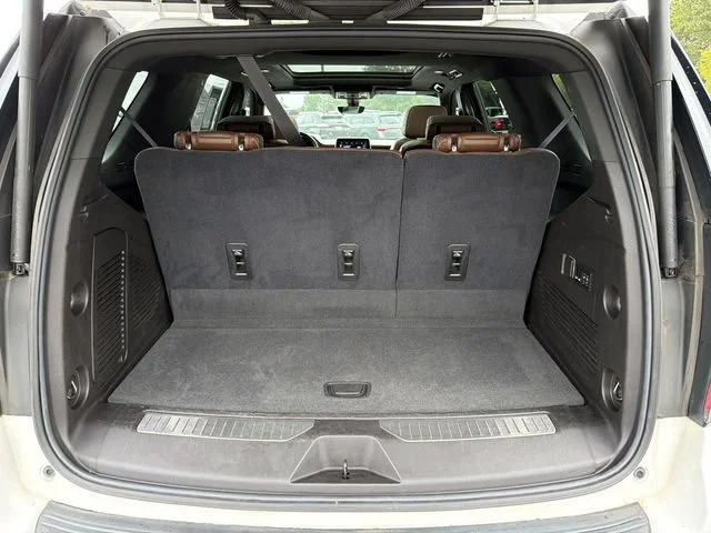 Used 2021 SUMMIT WHITE Chevrolet High Country image 18