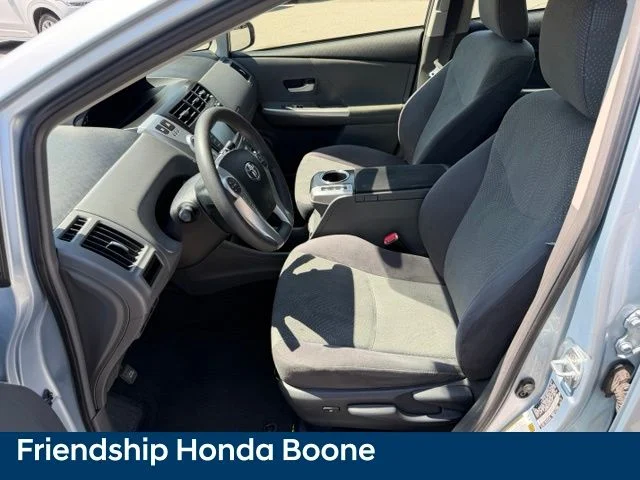 Used 2012 Blue Toyota Two image 15