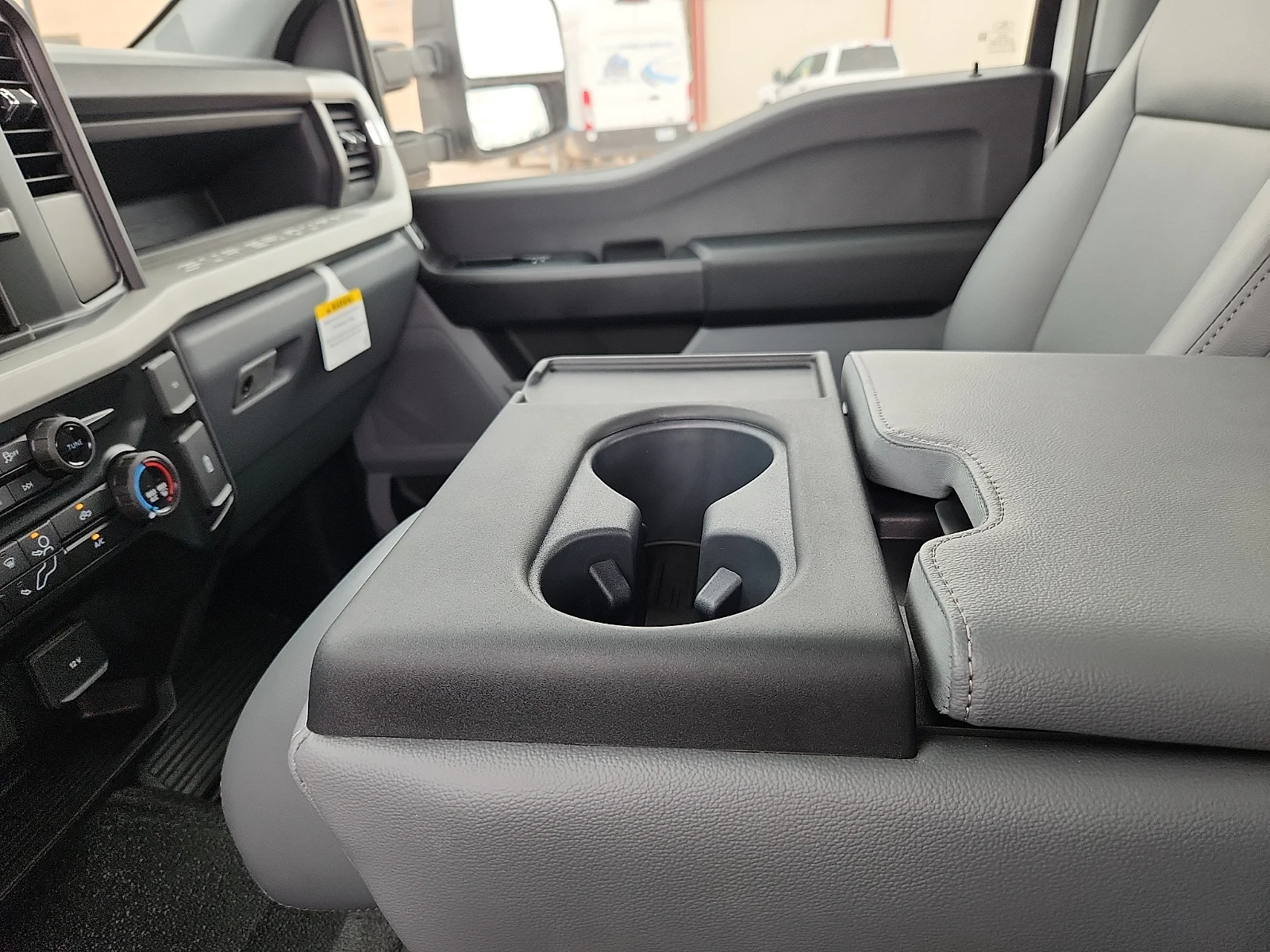 New 2026 Oxford White Ford F-250® XL image 25