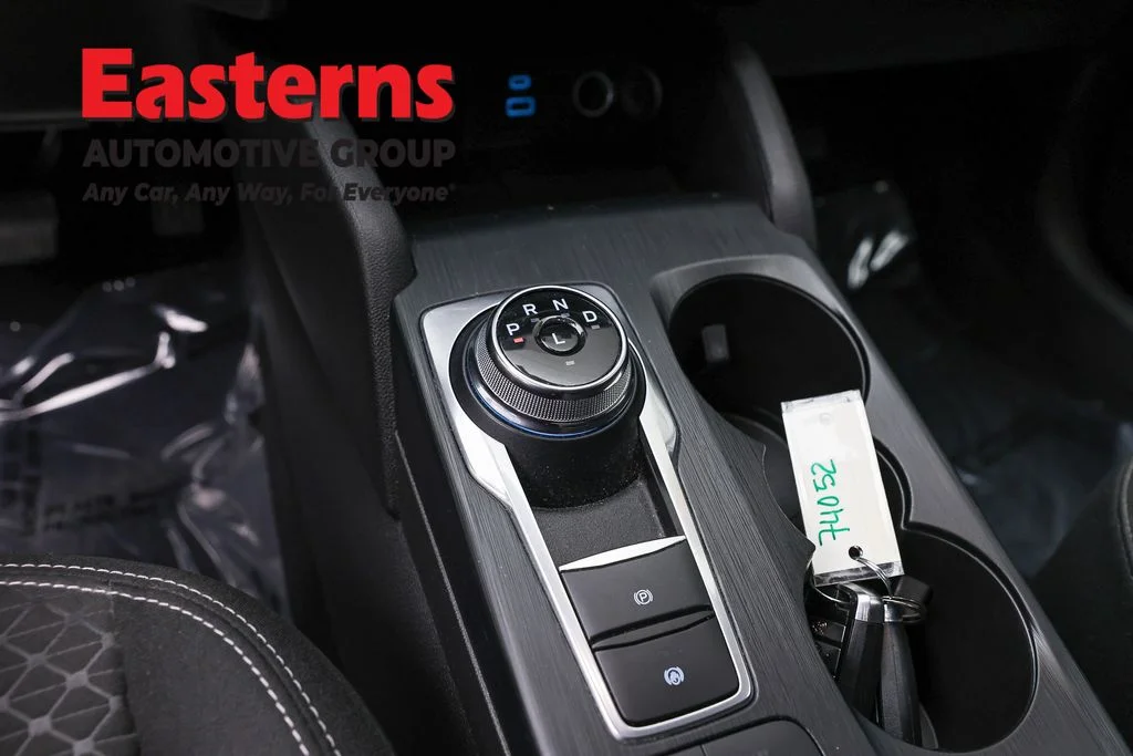 Used 2023 Black Ford Active image 12