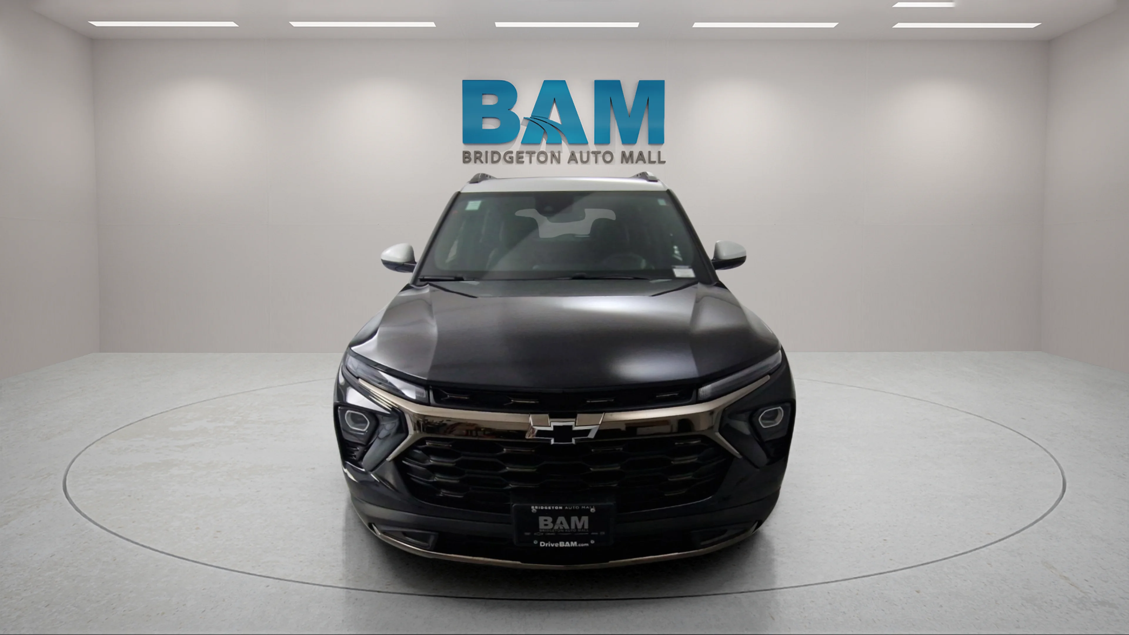 New 2025 Mosaic Black Metallic Chevrolet ACTIV image 3
