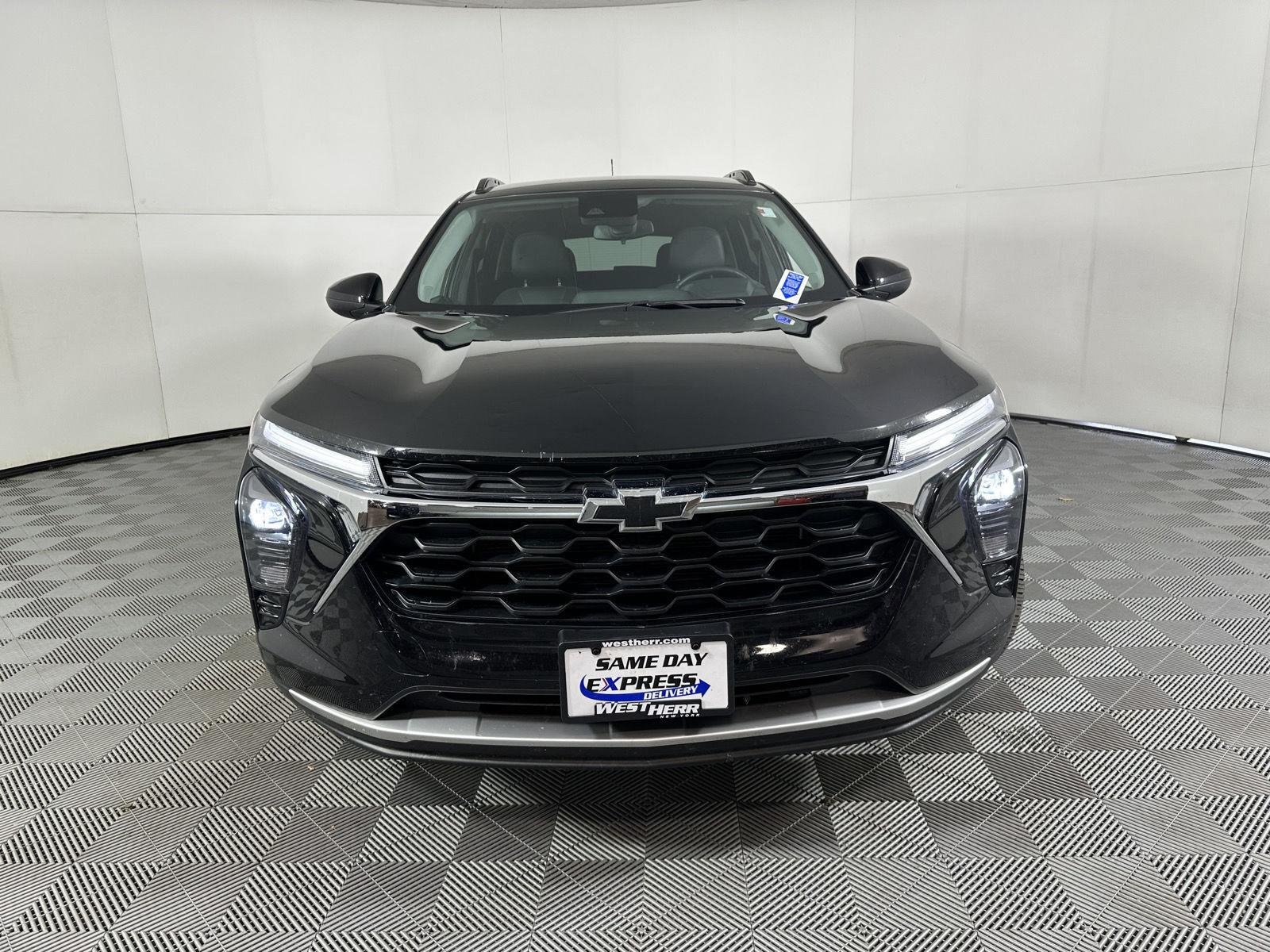 Used 2024 Mosaic Black Metallic Chevrolet LT image 10