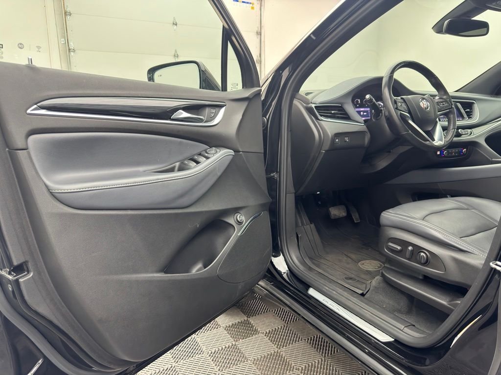 Used 2023 Ebony Twilight Metallic Buick Essence image 16