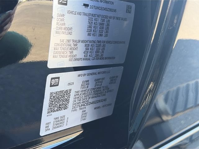 Used 2025 Onyx Black GMC Elevation image 27