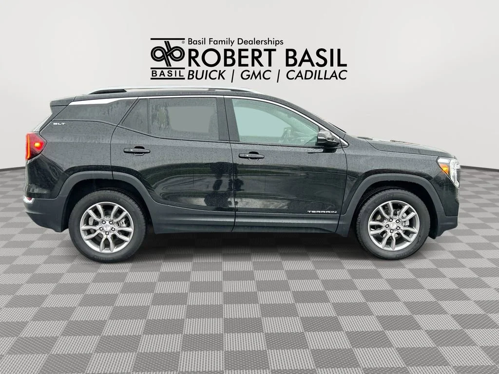2024 GMC Terrain SLT - Photo 9