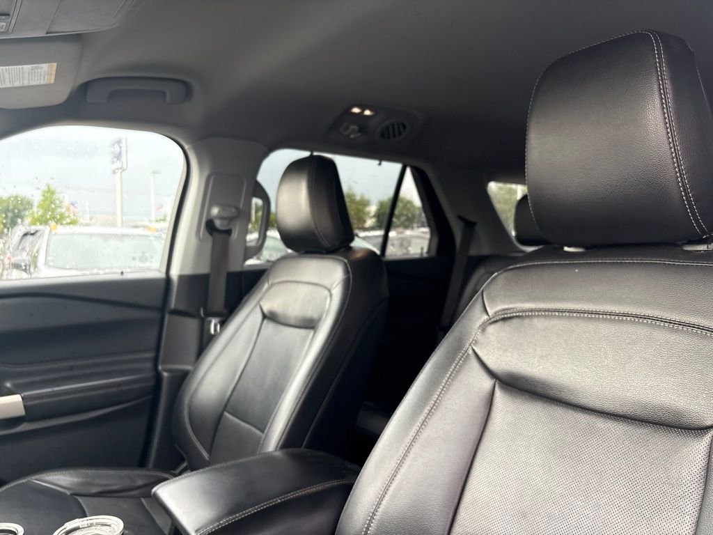 Used 2021 Silver Ford Limited image 5