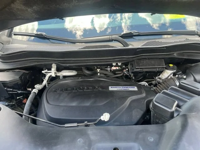 Certified Used 2020 Black Honda Black Edition image 24