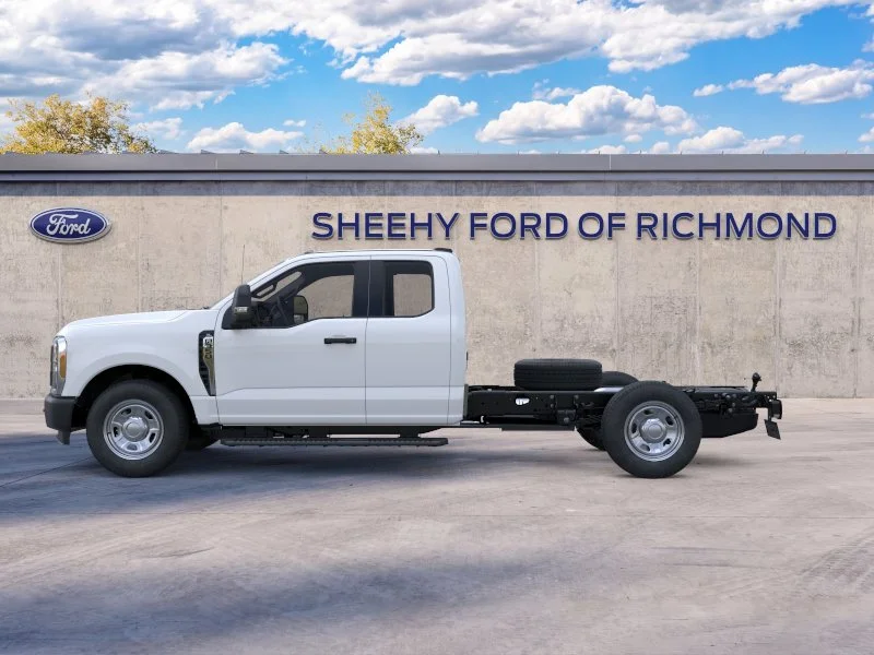 New 2026  Ford F350 4X2S/CCCSR image 4