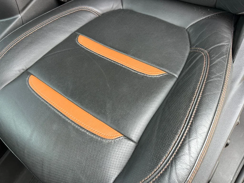Used 2021 Black GMC AT4 image 11