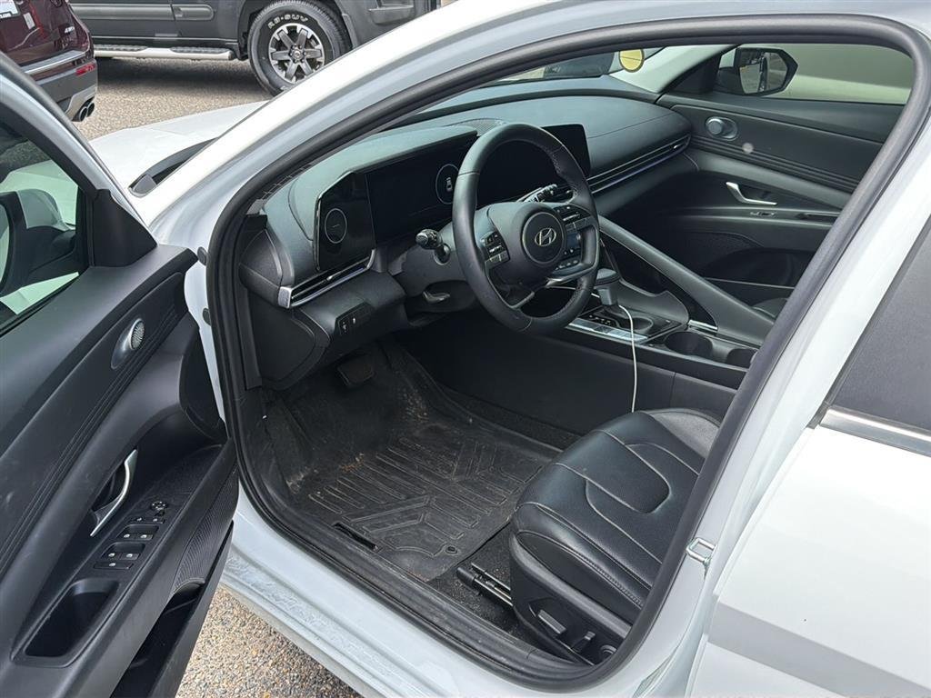 Used 2024 Serenity White Hyundai Limited image 8