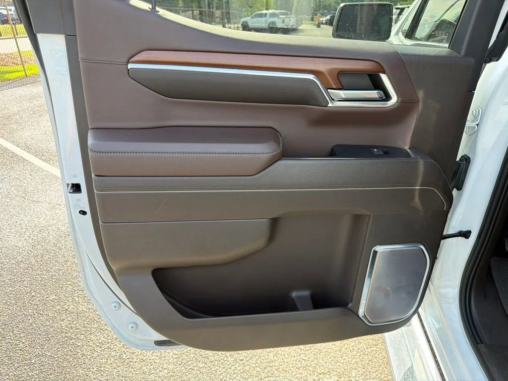Used 2023 Summit White GMC Denali image 19