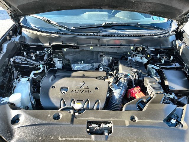 Used 2018  Mitsubishi 2.0 LE image 19