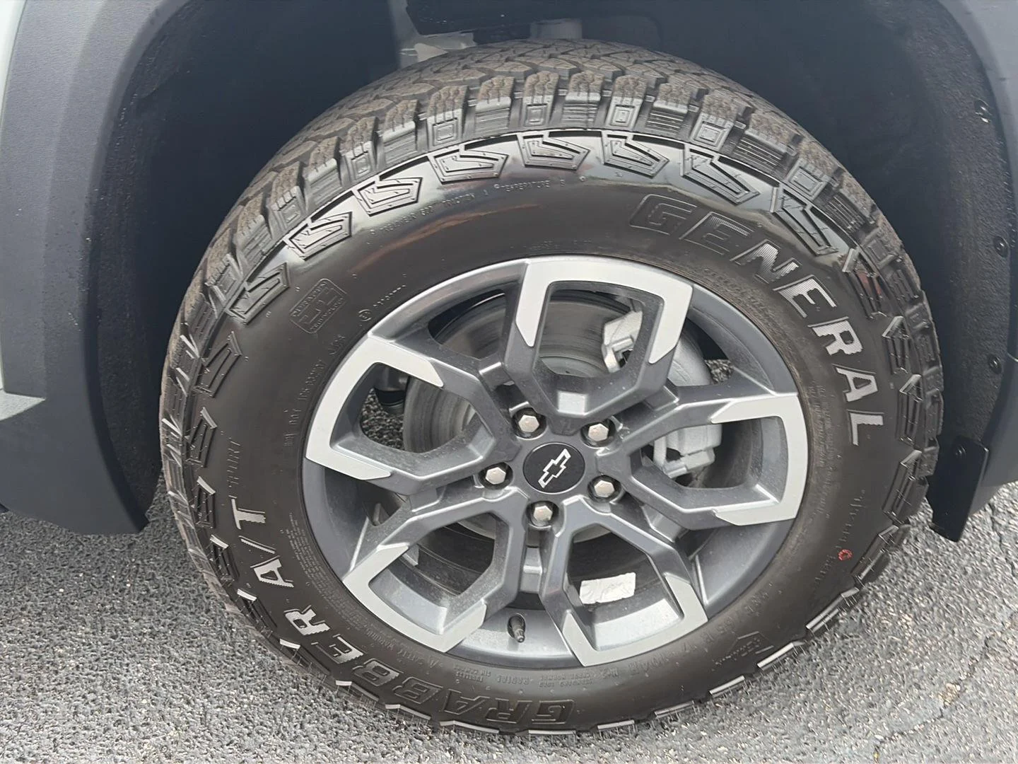 2027 Chevrolet Equinox ACTIV - Photo 40